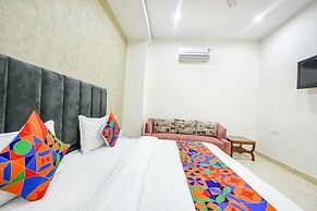 FabHotel Kavya Inn