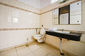 Fabhotel Sunrise Villa