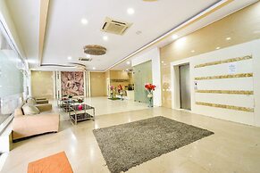 Fabhotel Prime Millennium Grand