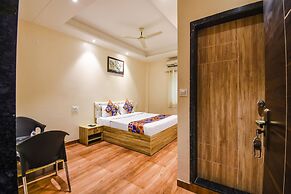 Fabhotel Seven Seas