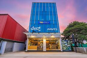 Fabhotel Prime The Waves