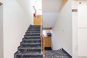 Fabhotel Prime The Waves