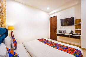 Fabhotel Noida Business Suites