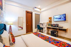 Fabhotel Noida Business Suites
