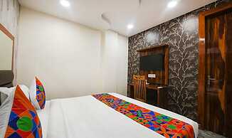 Fabhotel Mona Continental
