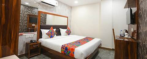 Fabhotel Mona Continental