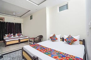 Fabhotel Shri Ram Mohan Palace