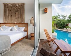 NHOA 101B 1BR Lux Pool access Aldea Zama