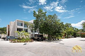 NHOA 101B 1BR Lux Pool access Aldea Zama