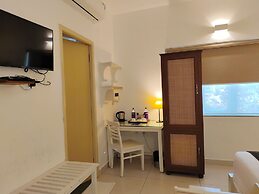 Hotel Aura by Woco Stays