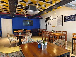 Hotel Aura by Woco Stays