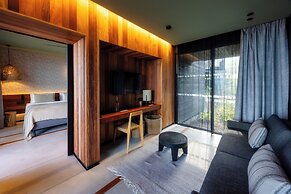 WOOD HOTEL & SPA