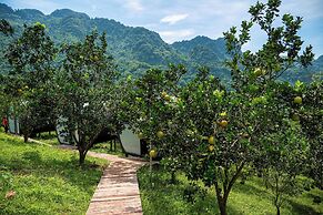 Ora Hill Farmstay & Glamping Hoa Binh