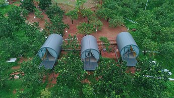 Ora Hill Farmstay & Glamping Hoa Binh