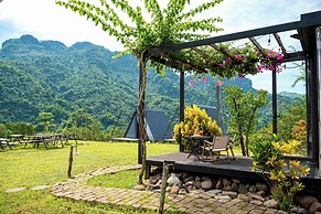 Ora Hill Farmstay & Glamping Hoa Binh