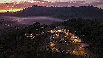 Ora Hill Farmstay & Glamping Hoa Binh