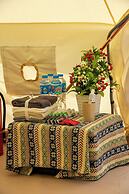 Ora Hill Farmstay & Glamping Hoa Binh