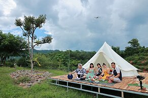 Ora Hill Farmstay & Glamping Hoa Binh