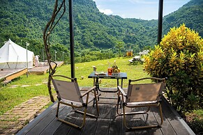Ora Hill Farmstay & Glamping Hoa Binh