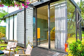 Ora Hill Farmstay & Glamping Hoa Binh