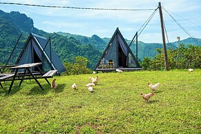 Ora Hill Farmstay & Glamping Hoa Binh