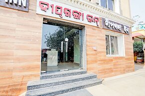 Deep Ganga inn TripandTrip