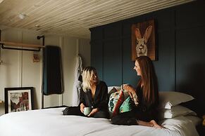 The Rabbit Hotel & Retreat