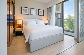 Laguna Lakeside Residences