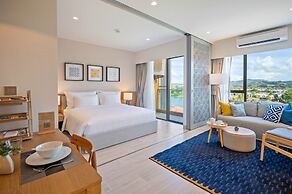 Laguna Lakeside Residences