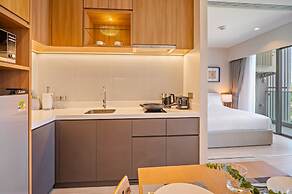 Laguna Lakeside Residences