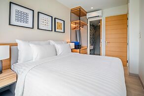 Laguna Lakeside Residences