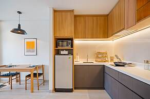 Laguna Lakeside Residences