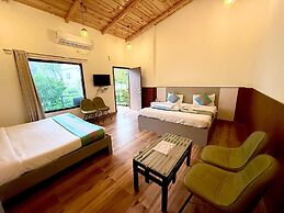 Shelton Blu Resort By Mango People