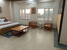 Rao Jagveer Home Stay