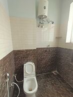 Rao Jagveer Home Stay