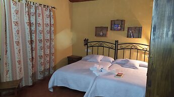 Warm Holiday Home With Private Pool in Andalucia Center