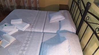 Warm Holiday Home With Private Pool in Andalucia Center