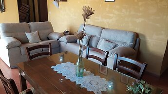 Warm Holiday Home With Private Pool in Andalucia Center