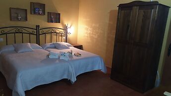 Warm Holiday Home With Private Pool in Andalucia Center