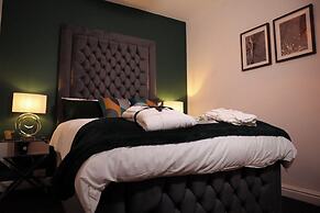 Luxury Urban Escape Near Nec, Airport, Hs2