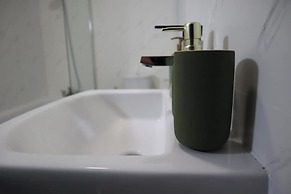 Luxury Urban Escape Near Nec, Airport, Hs2