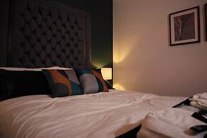 Luxury Urban Escape Near Nec, Airport, Hs2