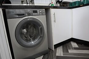 Luxury Urban Escape Near Nec, Airport, Hs2