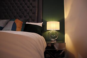 Luxury Urban Escape Near Nec, Airport, Hs2