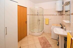 Apartments in Stinjan/istrien 8432