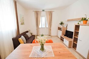 Apartments in Stinjan/istrien 8432