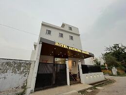 Hotel Satsang Grand