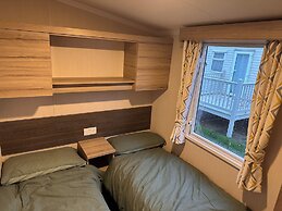 3br-sleeps6-parking-pool-nearbeach&skegness