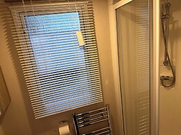 3br-sleeps6-parking-pool-nearbeach&skegness