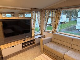 3br-sleeps6-parking-pool-nearbeach&skegness